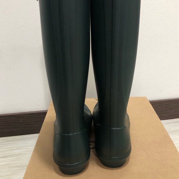 UGG Shelby Rainboots in Matte Olive - Picture 8 of 13